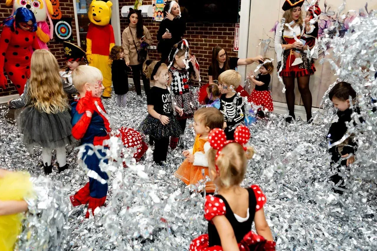 Party moment